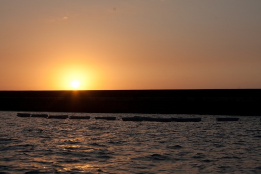 boats-sunset-flickr-jeantil